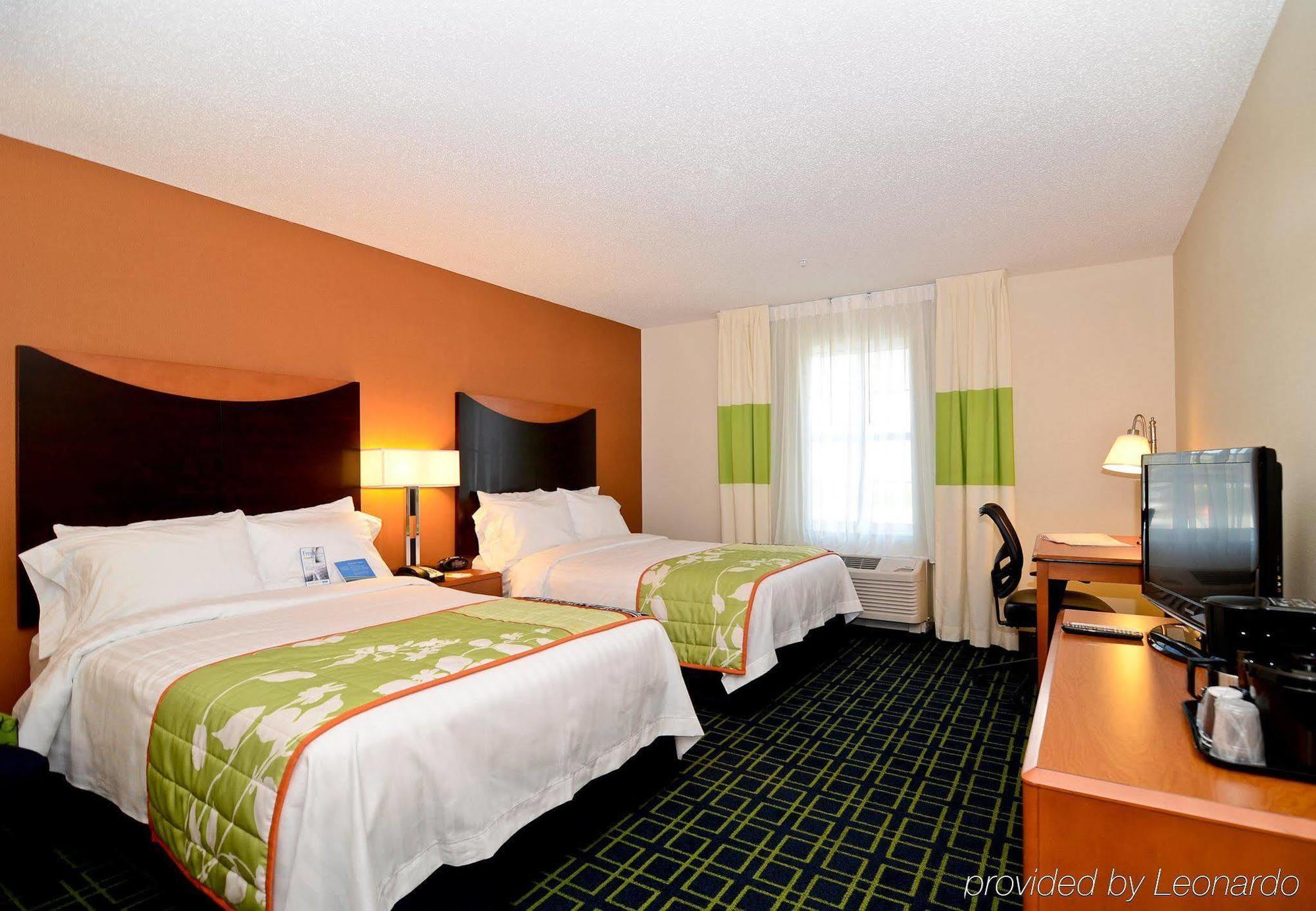 Fairfield Inn And Suites By Marriott New Bedford Room photo
